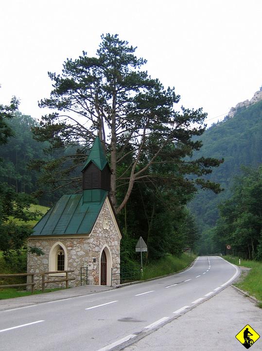 Karta1_ 002.jpg - Godzina 0530 rano. Słońce budzi sobotę w Kaiserbrunn.